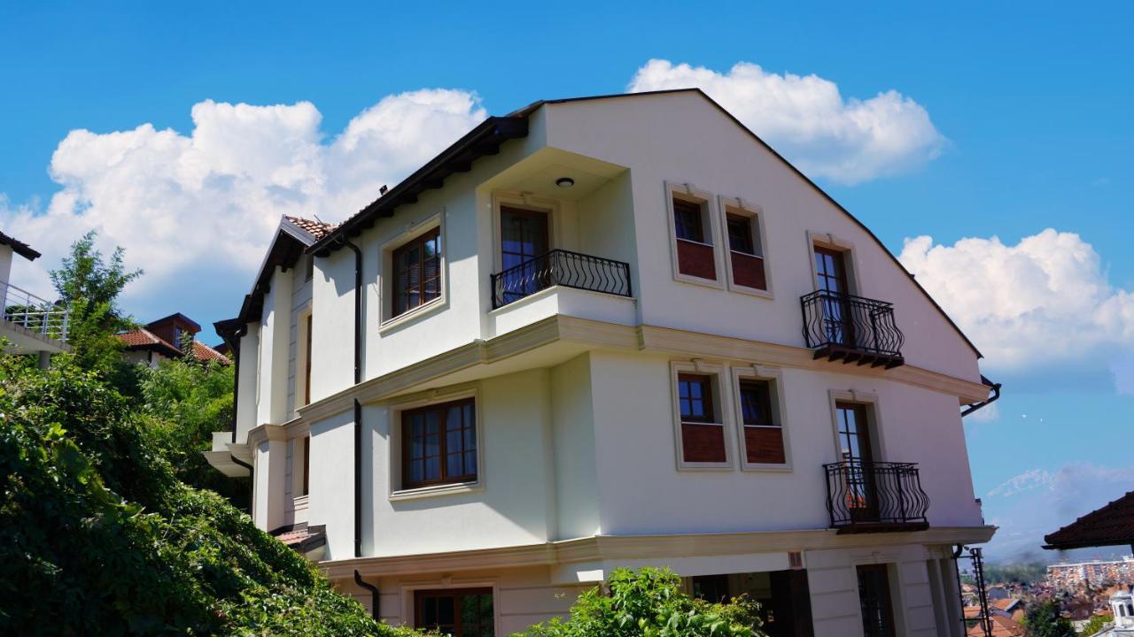 Hotel Castello Prizren Bagian luar foto