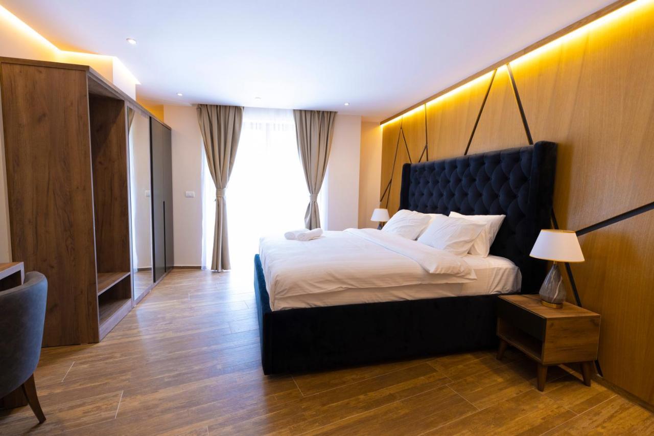 Hotel Castello Prizren Bagian luar foto