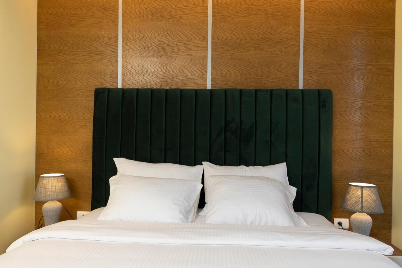 Hotel Castello Prizren Bagian luar foto