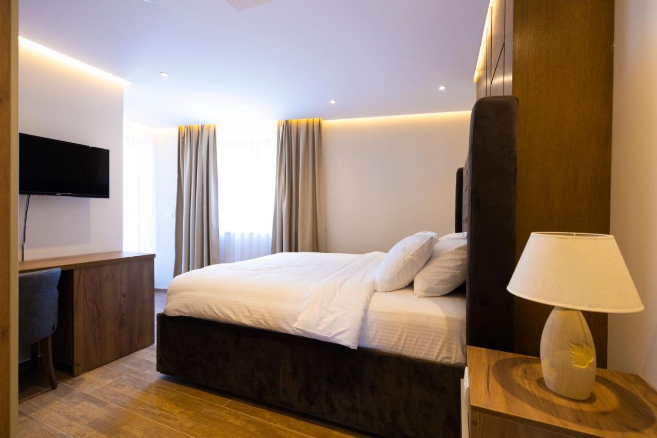 Hotel Castello Prizren Bagian luar foto